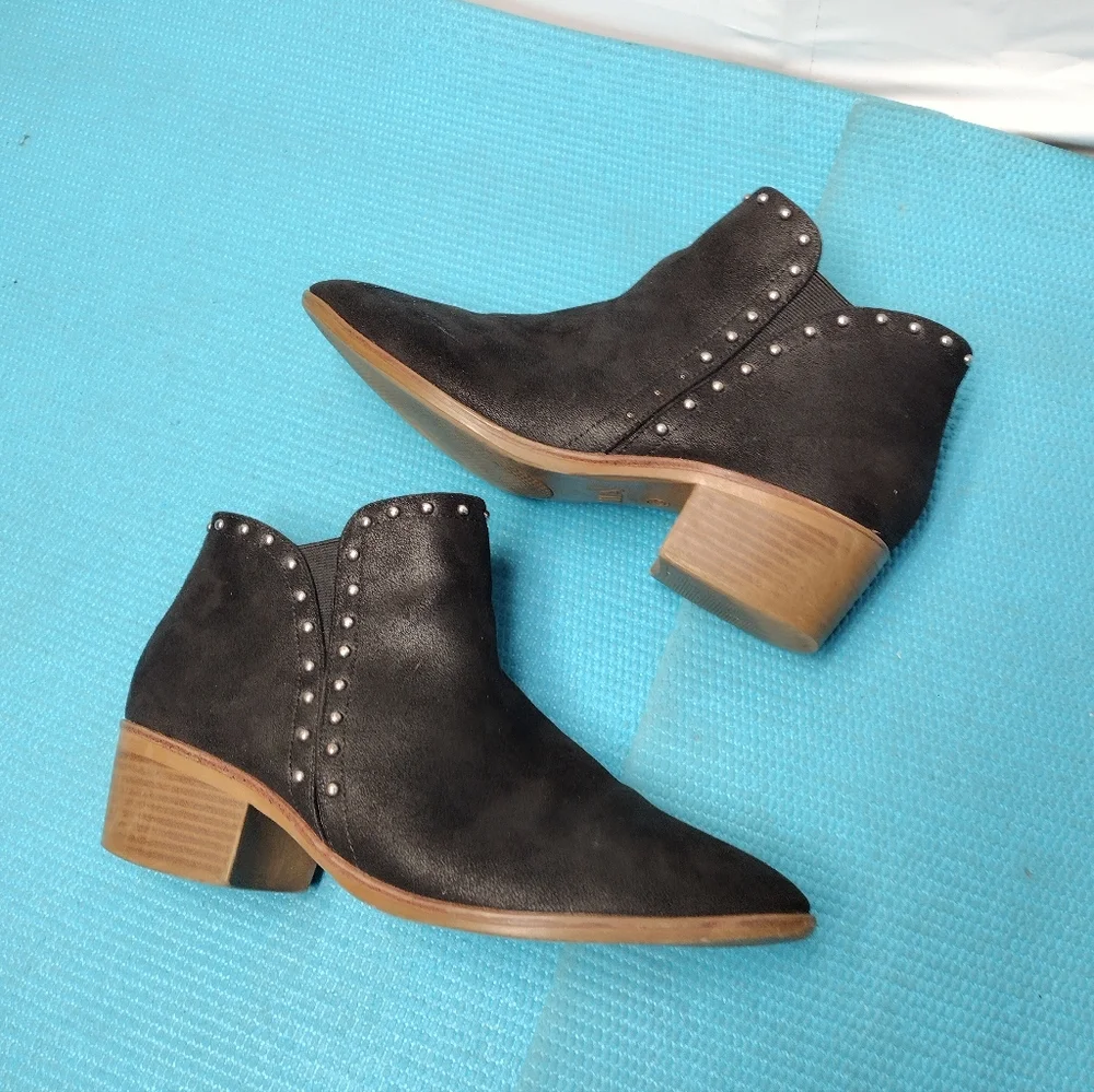 MIA Womens Studded Ankle Booties Faux Leather Side Zip 8.5